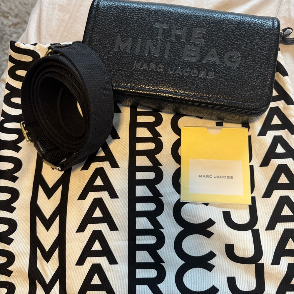 Marc Jacobs Black Mini Bag. Bag has sold